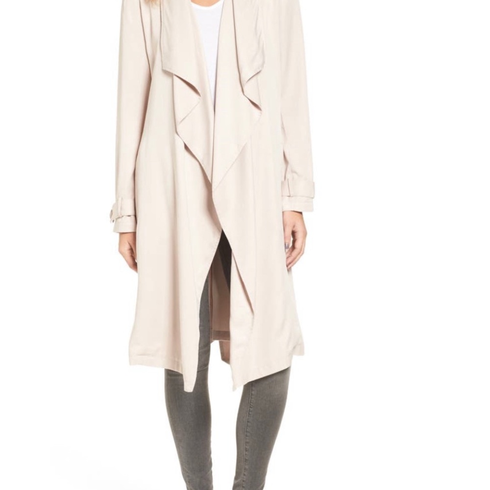 BB Dakota Drape Front Trench Size XS (NWOT)